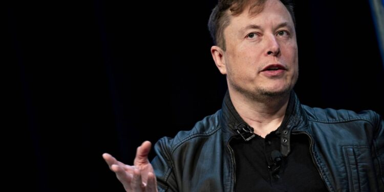 Elon Musk Akan Larang Perangkat Apple Jika OpenAI Diintegrasikan Dengan OS